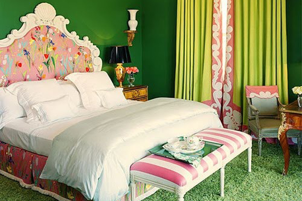 Зеленый с розовым в спальне